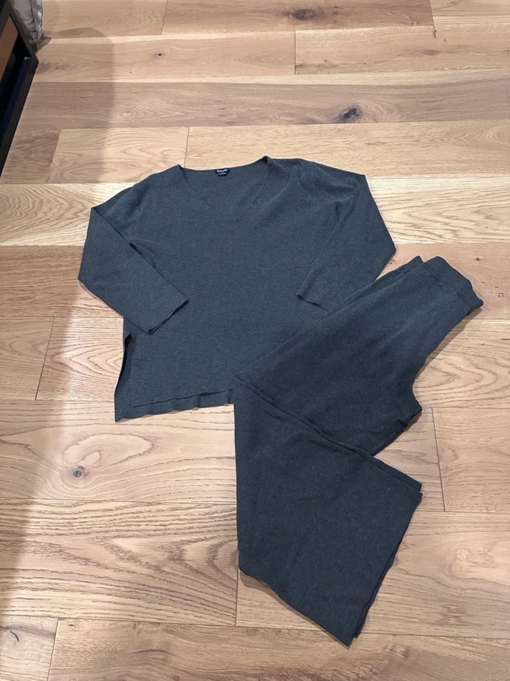 Splendid women’s Wide Leg Lounge Pants with Sweater Set - Charcoal